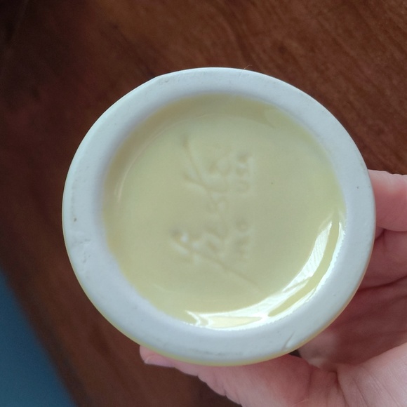 Fiesta Bud Vase (Yellow) - Picture 2 of 2